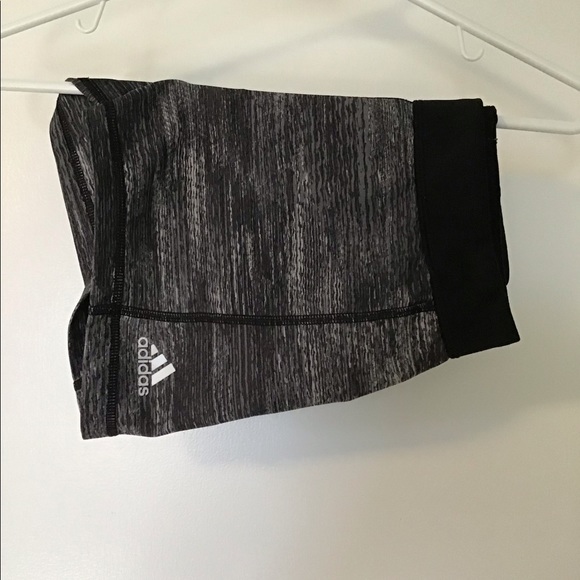 Shorts - Picture 3 of 3